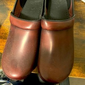 Dansko Clogs - Maroon - Never Worn/No Box